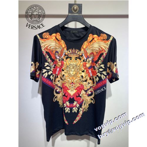 圧倒的な高級感 スーパーコピー 2022秋冬 ヴェルサーチ VERSACE 半袖Tシャツ 夏らしい爽やかさを感じさせるソフトな雰囲気が魅力