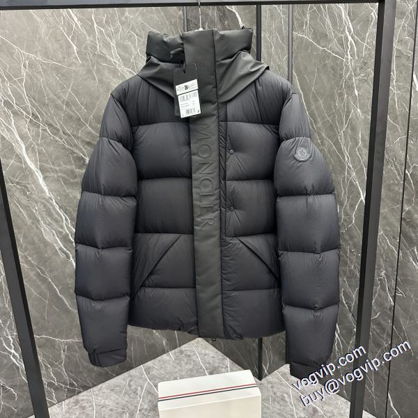 2024人気定番爆買い VOGブランドスーパーコピー モンクレール MONCLER 防風性に優れ メンズ ダウンジャケット 3色可選 お洒落自在