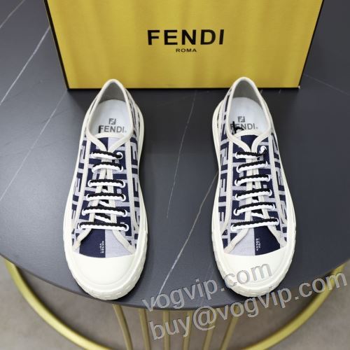 ショートパンツ 確定となる上品 2024驚きの破格値安い フェンディ FENDIコピー ブランド フラットシューズ 気孔タイプのインソールで、クッション性と通気性が抜群 カジュアルシューズ 4色可選