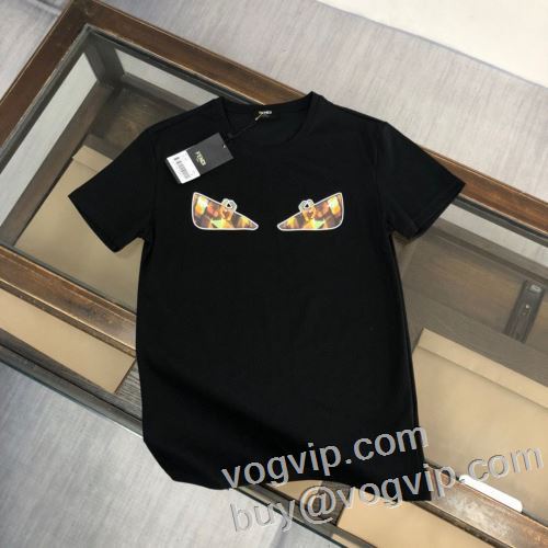 日本最高N級ブランドコピー フェンディ FENDI 2024最新入荷 優しいフィット感 半袖Tシャツ 2色可選 特別人気感謝SALE