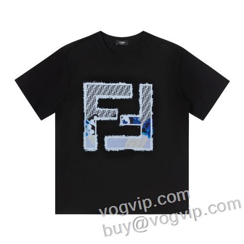 夏コーデに大活躍間違いなし!! フェンディブランドコピー FENDI 2024爆買いセール 半袖Tシャツ 2色可選 個性的なデザ