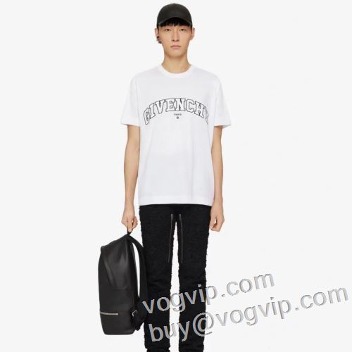 ムダな装飾を排したデザイン 2024超激得限定セール ジバンシィブランドコピー GIVENCHY 半袖Tシャツ 肌に刺激がなくて