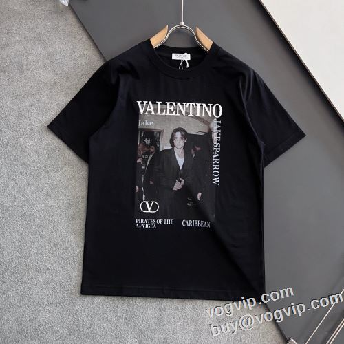 強い魅力を感じる一枚 ヴァレンティノ VALENTINO コピー ブランド 汗を吸ってすぐ乾き 半袖Tシャツ 2色可選 2024春夏新作