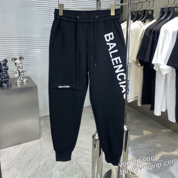 バレンシアガ BALENCIAGA偽物ブランド 重宝するアイテム 履き心地バツグン 大絶賛の履き心地! 2024HOT大得価 スエットパンツ