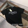 コピー商品 フェンディ FENDI 着回し度抜群 半袖Tシャツ 2色可選 2024春夏新作 大人キレイに仕立てる