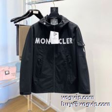 モンクレール MONCLERス...