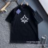 コピー ブランド 【人気ブログ掲載】  ルイ ヴィトン LOUIS VUITTON 半袖Tシャツ 2色可選 2025年モデル入荷