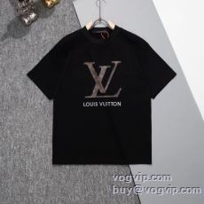 注目のアイテム 半袖Tシャツ ...