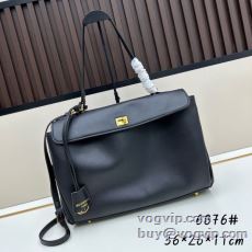 ショルダーバッグ ハンドバッグ...