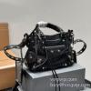 2025爆買い定番人気 バレンシアガ BALENCIAGA コピーブランド WBAGBAL018 ハンドバッグ 2色可選 チノパン 狙える優秀アイテム