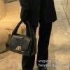 バレンシアガ 完売必至の人気モデルをご紹介 BALENCIAGA コピー ブランド WBAGBAL047 ハンドバッグ 3色可選 2025お得最新作