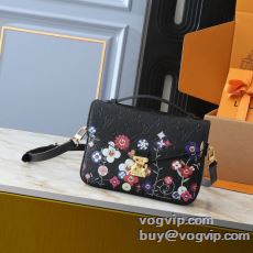 LOUIS VUITTON コ...