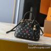 定番のアイテム ルイ ヴィトン LOUIS VUITTON WBAGLV024 ショルダーバッグ ハンドバッグ 2色可選 ブランドコピー代引き専門店 2025お買い得本物保証