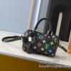 2025新商品！ VOGブランドスーパーコピー ルイ ヴィトン LOUIS VUITTON WBAGLV062 高品質 人気 ショルダーバッグ ハンドバッグ 3色可選
