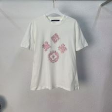 2025新商品！ ルイ ヴィトン 偽物ブランド NZLVNXZ061 半袖Tシャツ 優しい色合い