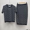 半袖Tシャツ ハーフスカート 2025春夏 ルイ ヴィトン LOUIS VUITTONコピーブランド NZLVNXZ071 上下セット 高級感を備えている