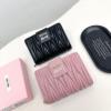 争奪戦必至 ミュウミュウブランド 偽物 通販 WQBMIU005 2025春夏季超人気 レディース財布 ミニ財布 2色可選