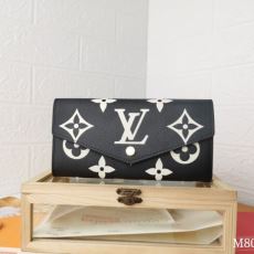 上品な輝きを放つ形 ルイ ヴィトン LOUIS VUITTONブランドコピー WQBLV022 レディース財布 長財布 3色可選 M80496 2025爆買い定番人気