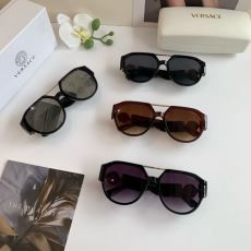 ヴェルサーチ スーパーコピー 激安 人気ブランド YJVS0...