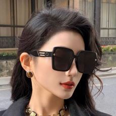 ルイ ヴィトン LOUIS V...