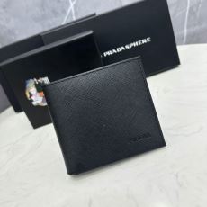 落ち着いた質感 プラダ PRA...
