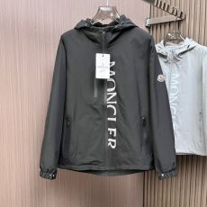 モンクレール MONCLERス...