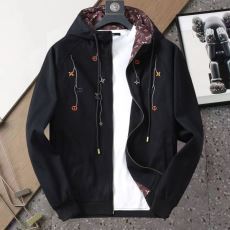 ルイ ヴィトン LOUIS V...