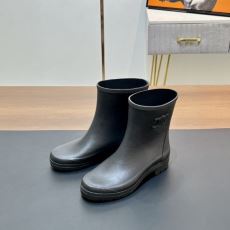 2025年モデル入荷 セリーヌ...