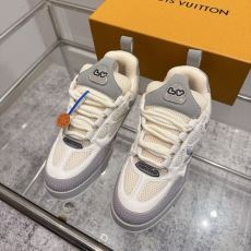 ルイ ヴィトン LOUIS V...
