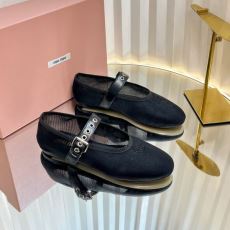 ミュウミュウ MIUMIUブラ...
