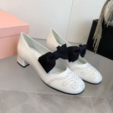 ミュウミュウ MIUMIUスー...