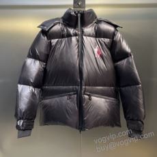 2025最新入荷 モンクレール...