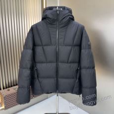 高レベルの保温性 MONCLE...
