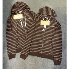 ミュウミュウ MIUMIU偽物...