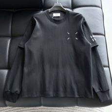 耐久性に優れ マルタン マルジェラ 偽物ブランド WTMM030 2025超激得格安 プルオーバーパーカー ジャケット 2色可選