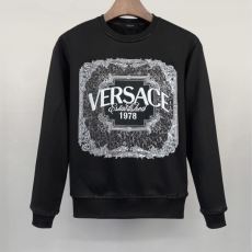 雑誌掲載アイテム ヴェルサーチ...