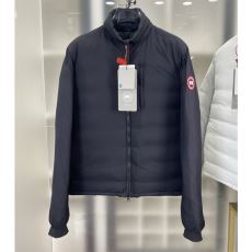 保温性を発揮する カナダグース...