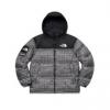 シュプリームスーパーコピー 2025秋冬季超人気 Supreme The North Face Studded Nuptse JACKET SUPWT097 ダウンジャケット 3色可選