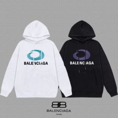 バレンシアガ BALENCIAGA WTBAL185 パーカー 2色可選 個性派 ブランドコピー代引き専門店 2025お得人気セール
