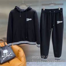 LOUIS VUITTONスー...