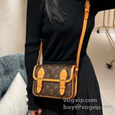 高級感を備えている ルイ ヴィ...