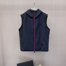 個性的なデザ モンクレール ブ...