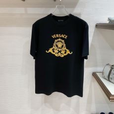 大人のセンスを感じさせる ヴェ...