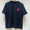 2026激安大特価定番 ルイ ヴィトン LOUIS VUITTONスーパーコピー NXZLV215 半袖Tシャツ 2色可選 ムダな装飾を排したデザイン