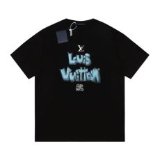 ルイ ヴィトン 2026超激得100%新品 NXZLV273 半袖Tシャツ 2色可選 LOUIS VUITTONブランドコピー 変わらない人気を誇る