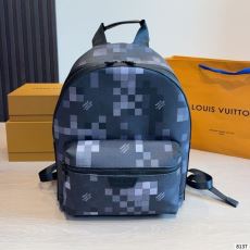 LOUIS VUITTONブラ...