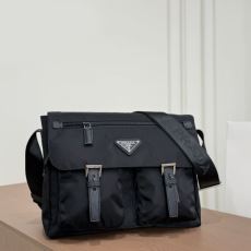 2026最新入荷 プラダブラン...