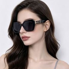 ルイ ヴィトン LOUIS V...