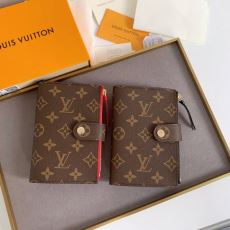 ルイ ヴィトン LOUIS V...