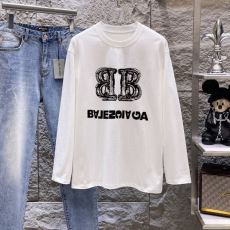 絶大な人気を誇る 長袖Tシャツ...